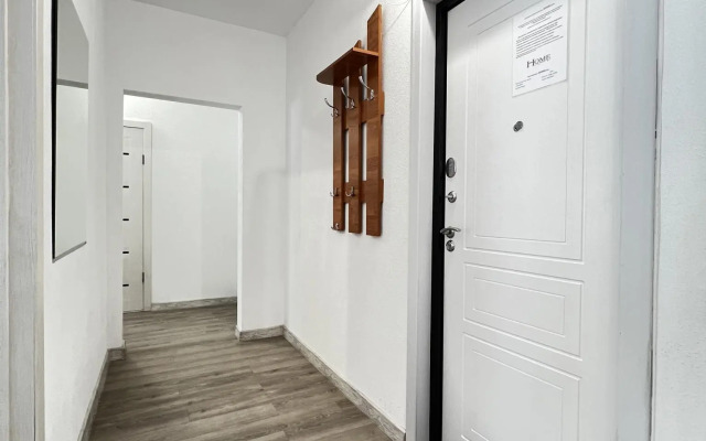 Apartments on Yasny Bereg street 33