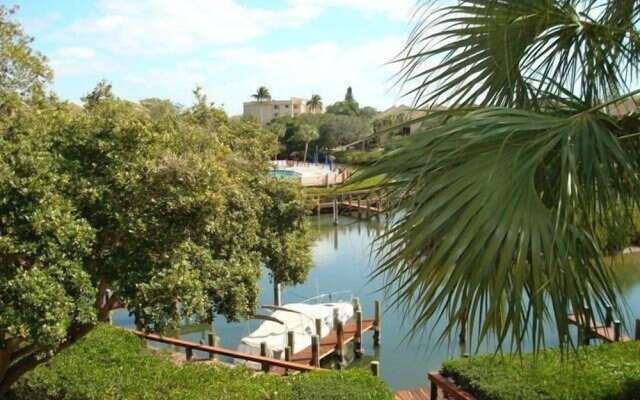 Cove II 833F 2 Bedroom Condo By Midnight Cove II