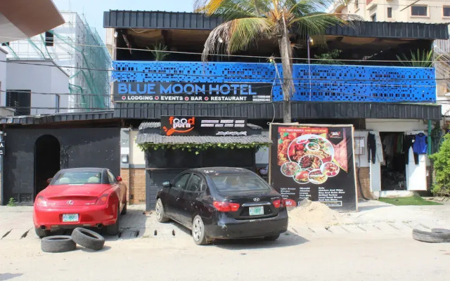 Blue Moon Hotel