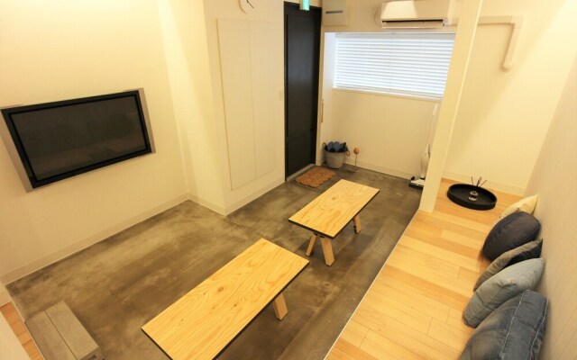 Sekai Hotel Yanagi - Hostel