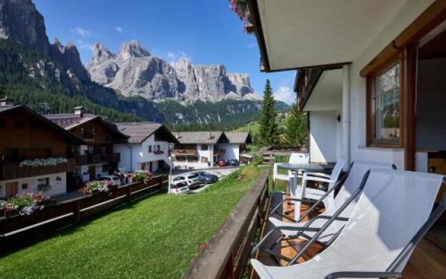 Ciasa Sotdlijia 67 - BelaVal Apartments