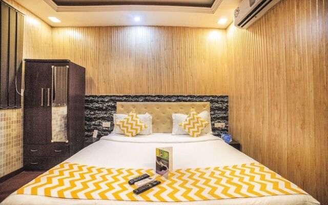 FabHotel Landmark Awadh