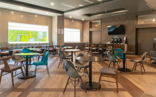 Holiday Inn Express And Suites Tijuana Otay