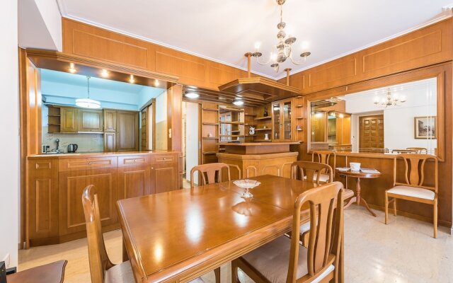 Vintage Acropolis Apartment