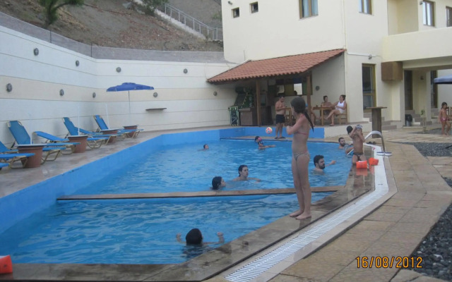 Sfinias Apartments