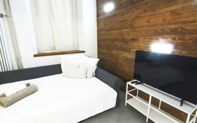 Alessias Flat Piazza Prealpi 3