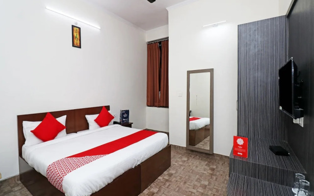 Oyo 26611 Anand Mangal Hotel