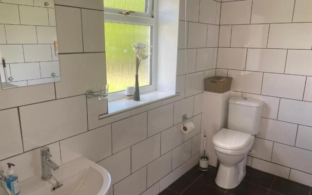 Number 3, Lytton Tree Lodge, Reydon, Southwold
