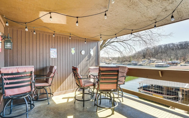 Lakefront Osage Beach Retreat: Dock Access!