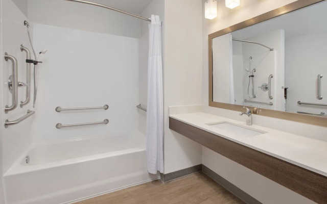 WoodSpring Suites Charlotte - University Research Park