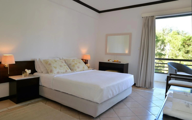 Limira Mare Hotel
