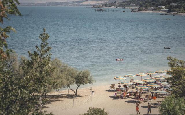 Camping Village Grotta Del Saraceno