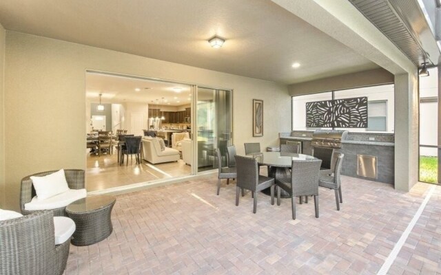 8812wws 8 Bedroom Home
