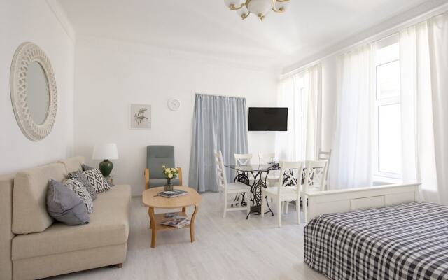 City Of Rivers Kutuzova 2 rooms