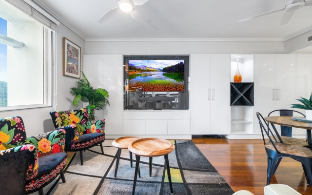2-bed Brisbane City Pad With Pool & Gym – Guest Rooms – Brisbane