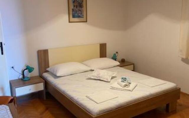 Apartmani Amila-Pisak