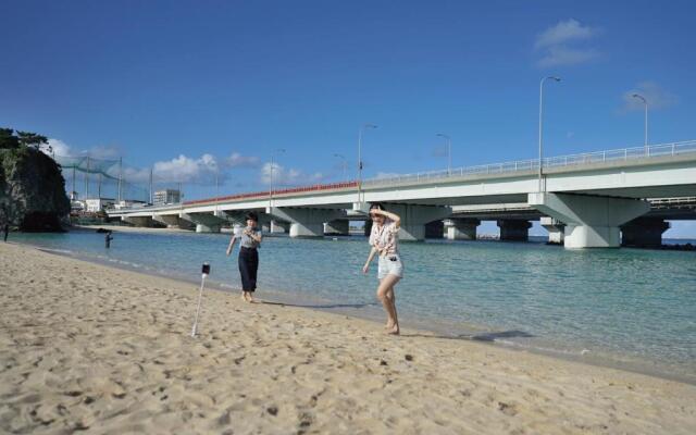 HOTEL SANSUI NAHA Ryukyu Onsen Naminoue-No-Yu