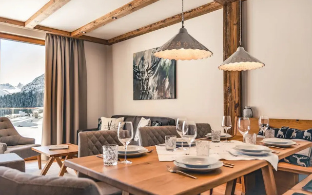 Lux Alp Chalet