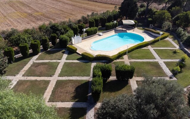 Villa Gaia with pool