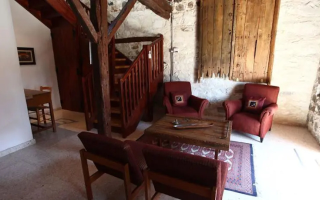 Dorina Cottage