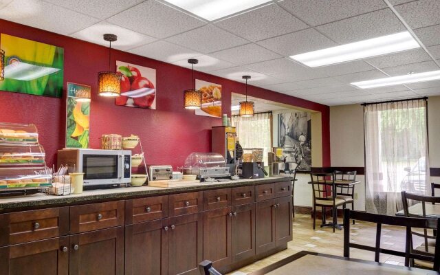 Quality Inn & Suites Atlanta Stone Mountain