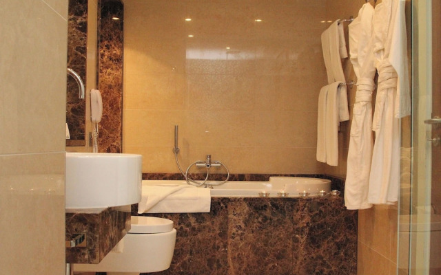 Clayton Hotel Galway
