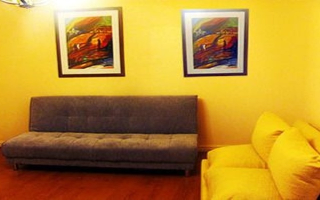 Hostal Plaza Suite