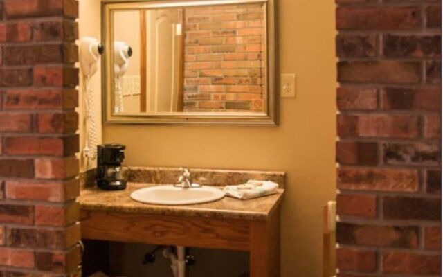 Bright Leaf Golf Resort