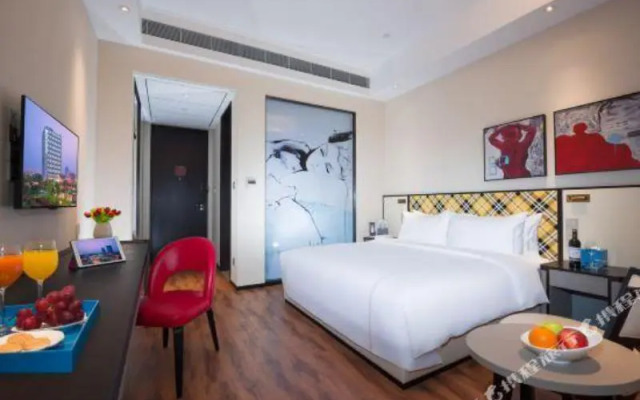 X Hotel Shuguang Atour, Shanghai Wuxu Cruise Terminal