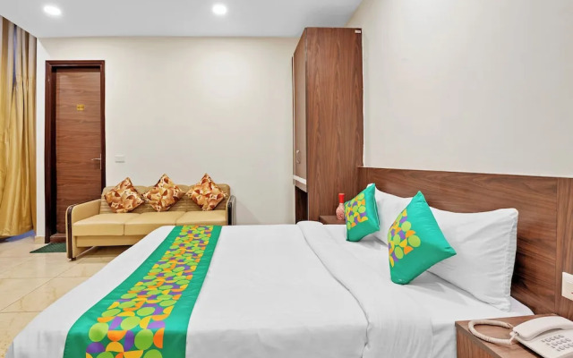 Treebo Elegant Palace