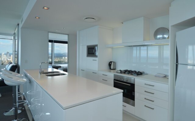 Apartment 4204 - HR Surfers Paradise