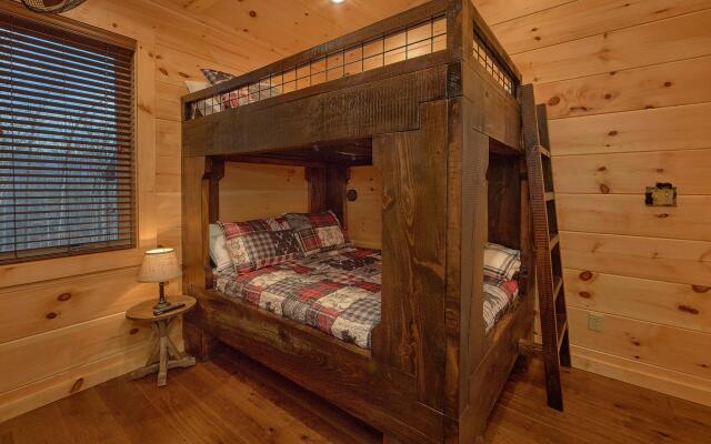 Barrel Top Lodge in Gatlinburg