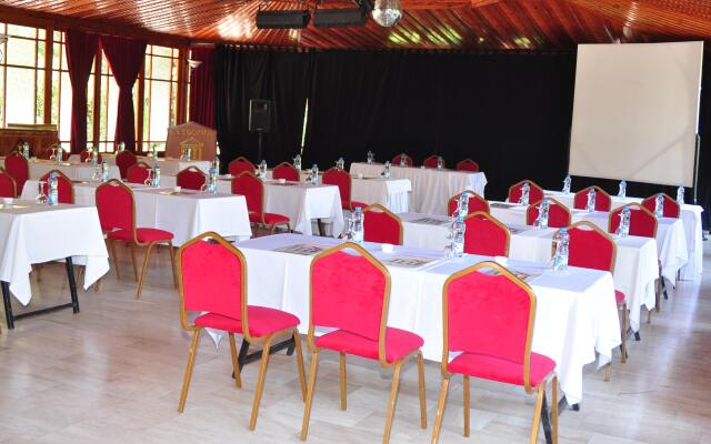 Club & Hotel Letoonia