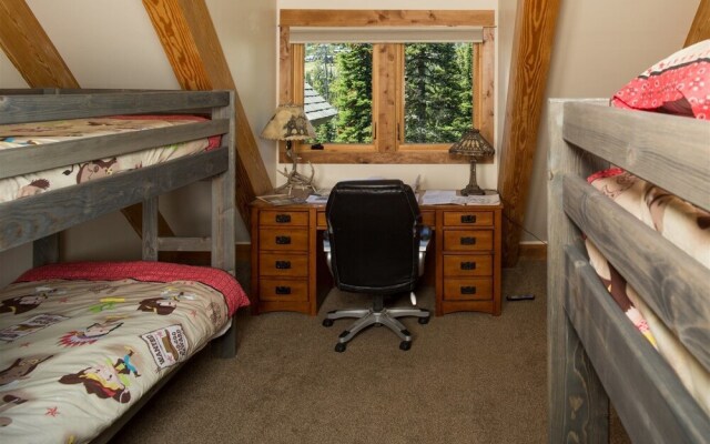 Big Sky - Little Plume Lodge
