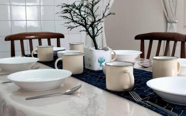 Homey 9pax 3BR MRT Cheras Tmn Suntex I HomeBrickz