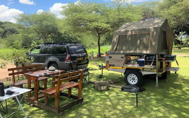 Lorato Lodge and Camping