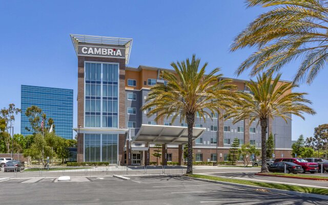 Cambria Hotel LAX