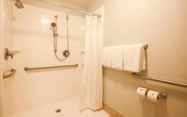 Courtyard Flint by Marriott