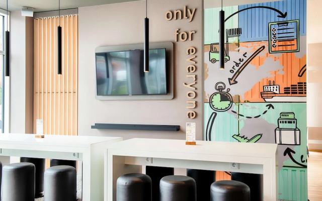 B&B Hotel Stuttgart-Neckarhafen