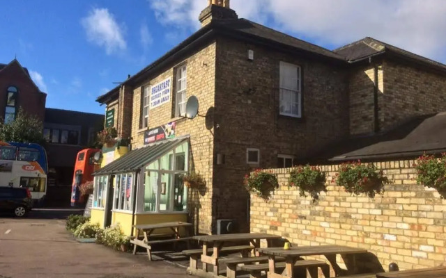 The Earl of Derby - Inn