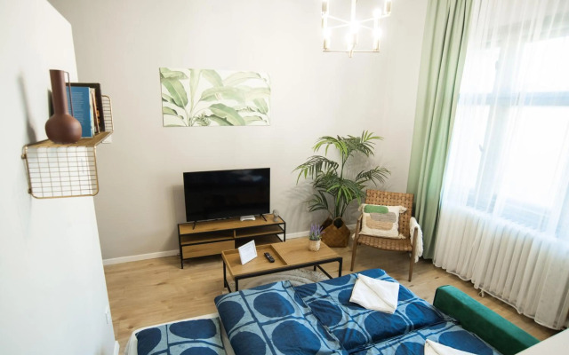 Z30 Studio In The City Center.