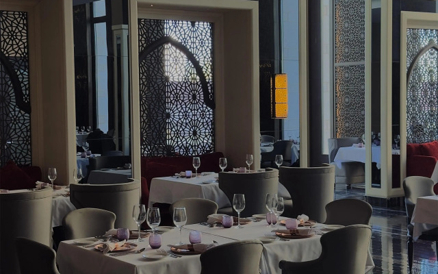 Radisson Collection Muscat, Hormuz Grand