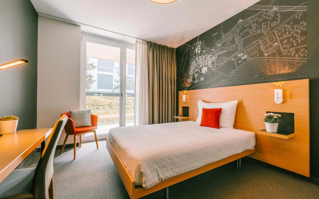 SwissTech Hotel