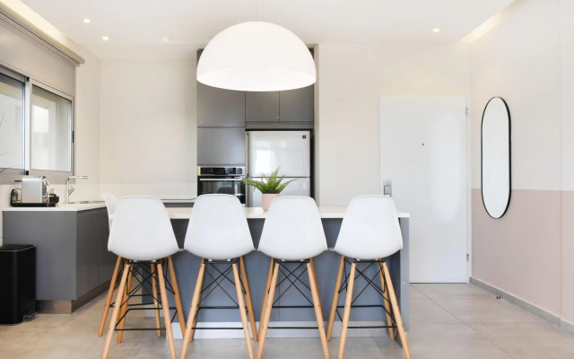 Pleasant 3BR in Carmelit 9 by HolyGuest