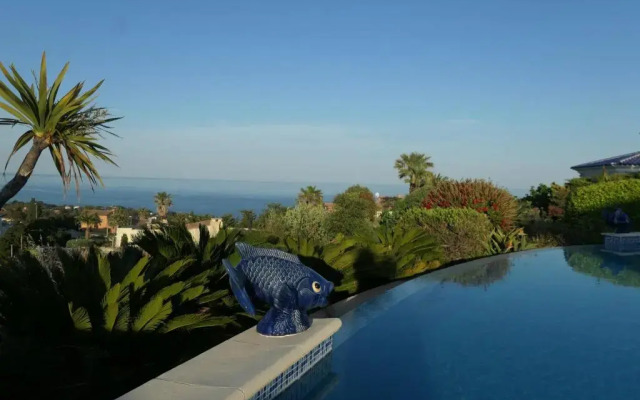 chambre d'hôte, vue mer exceptionnelle, à 5 minutes de la mer