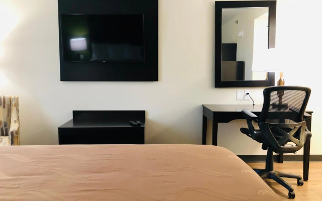 Quality Inn & Suites Lake Charles South