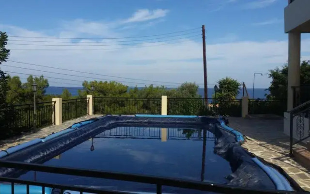 Corona Villas