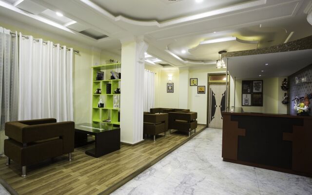 Golden Star Continental & Spa