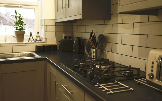 Fishponds Place 355b