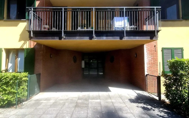 Modern Viggiù Suite Home